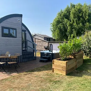  Holiday home Windmill Glamping Pod With Hot Tub - The Hideaway